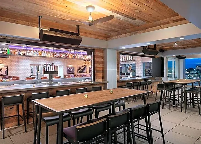 Hyatt Place Worth/tcu 3*